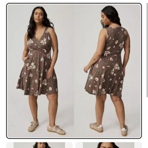 Torrid Mini Surplice Tank Skater Dress Cynthia Rose Floral Deep Taupe